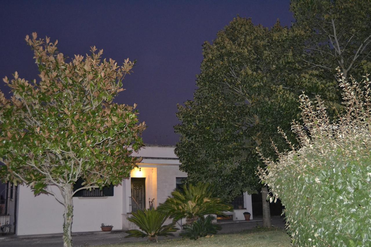 La Volpina Bed & Breakfast Martina Franca Bagian luar foto