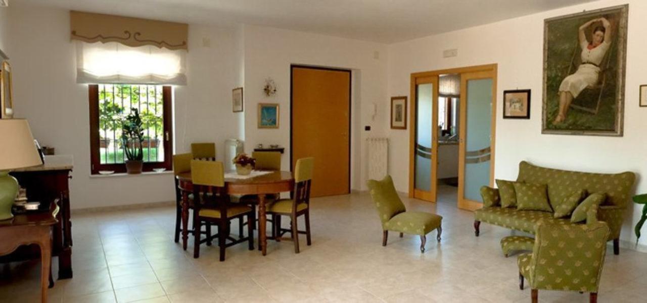 La Volpina Bed & Breakfast Martina Franca Bagian luar foto